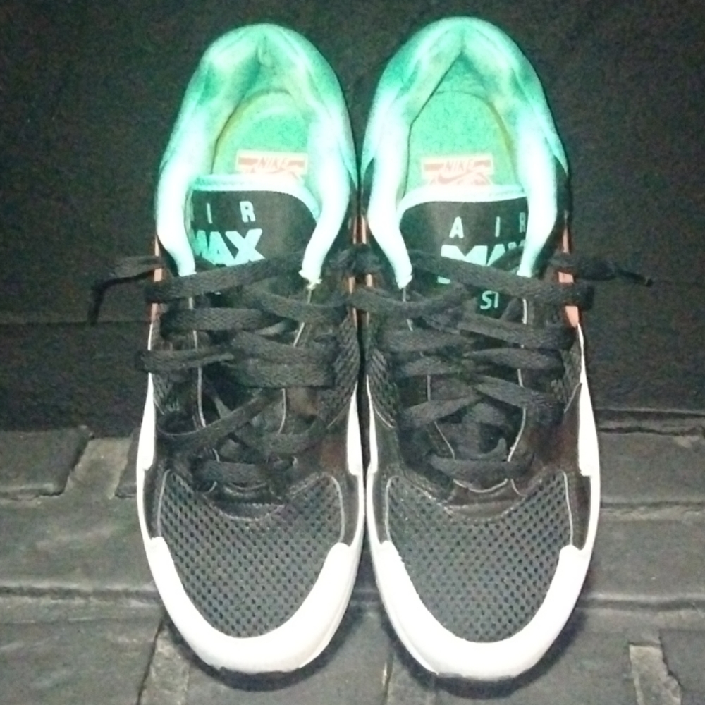 Rare🔥 Nike Air Max ST International🔥